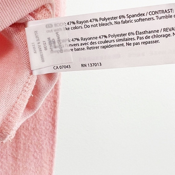 NWT Wildfox Baggy Beach Jumper Sweatshirt in Light Pink Salt - Picture 7 of 7